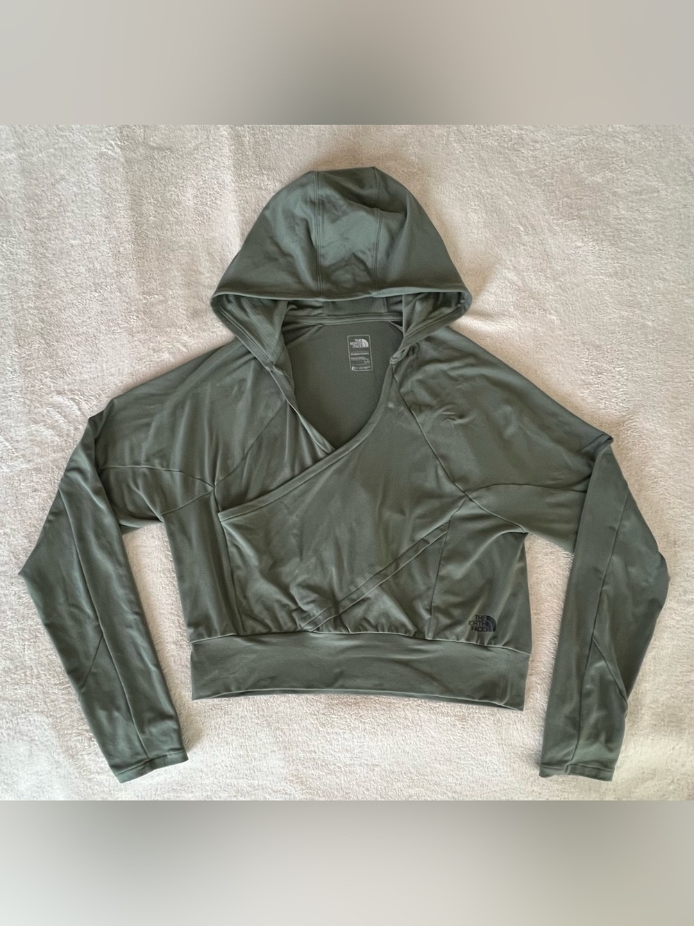 The North Face Women's Olive Hoodie Wrap Pullover